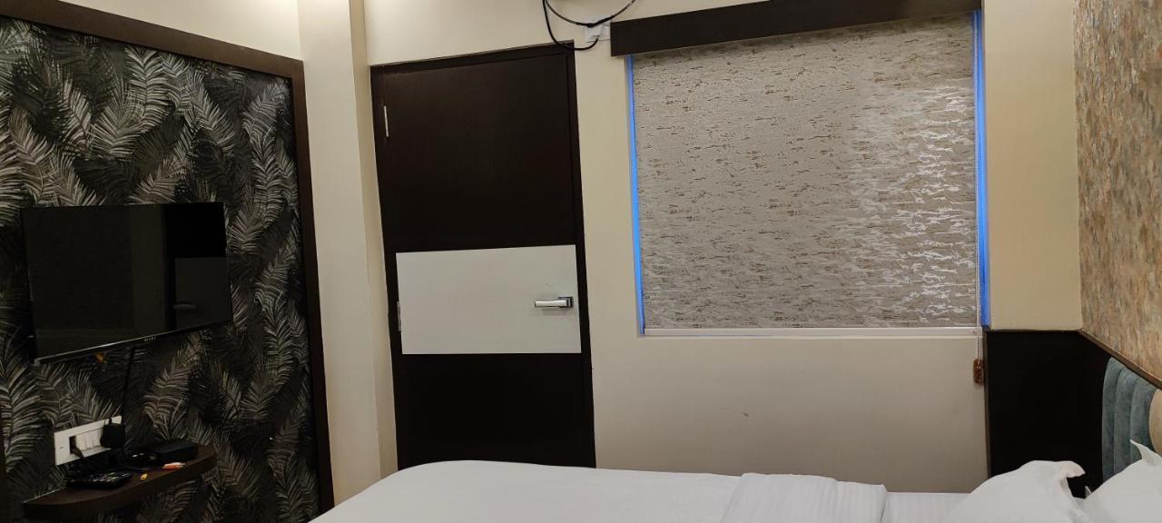 Ks Paying Guest House Varanasi Esterno foto