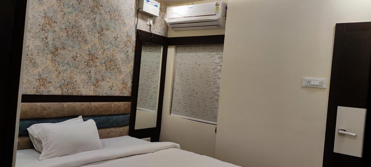 Ks Paying Guest House Varanasi Esterno foto