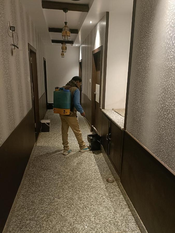 Ks Paying Guest House Varanasi Esterno foto