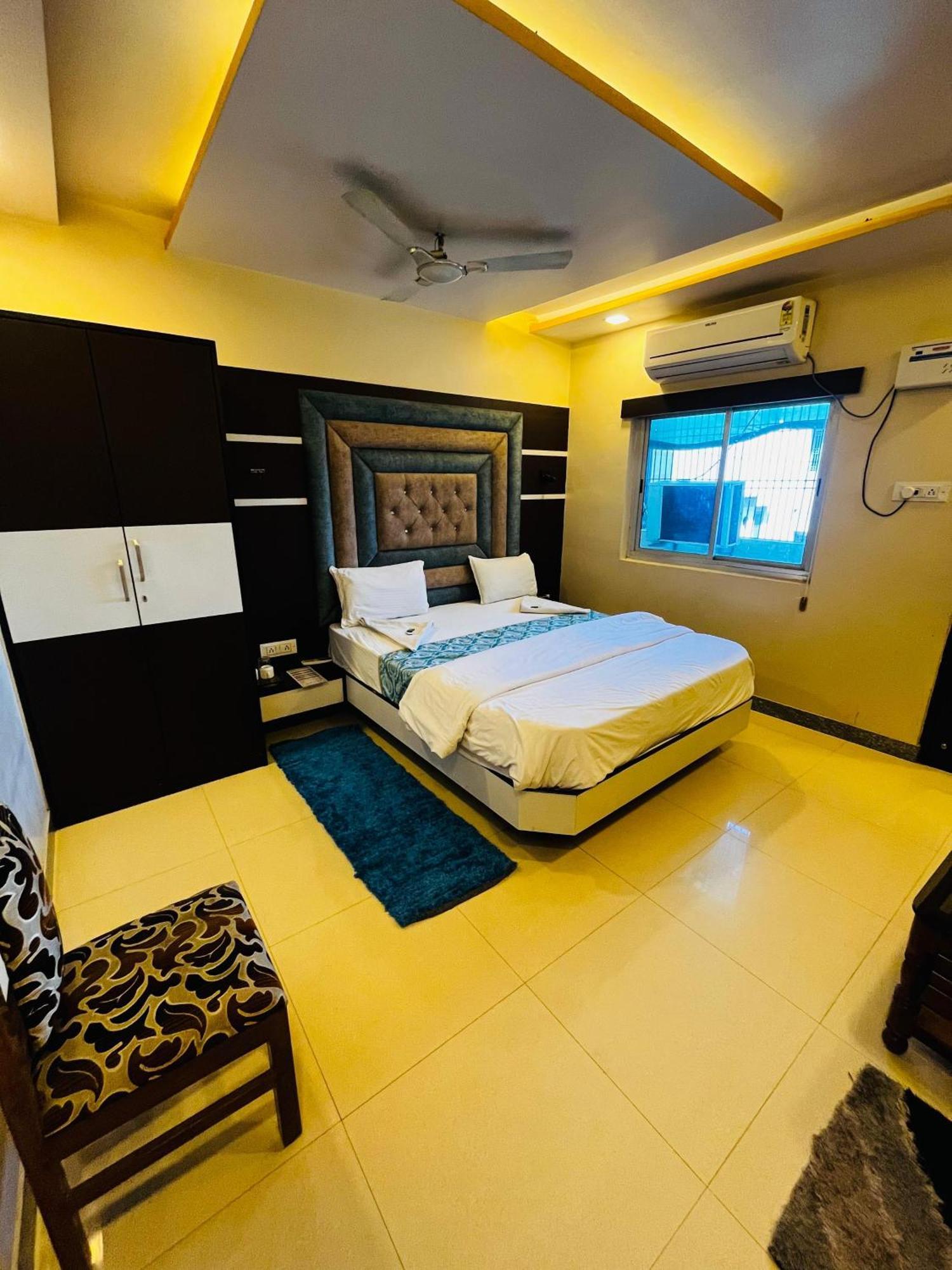 Ks Paying Guest House Varanasi Esterno foto