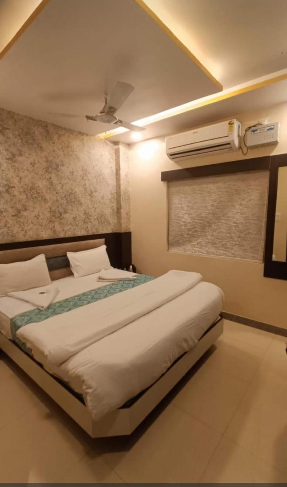Ks Paying Guest House Varanasi Esterno foto